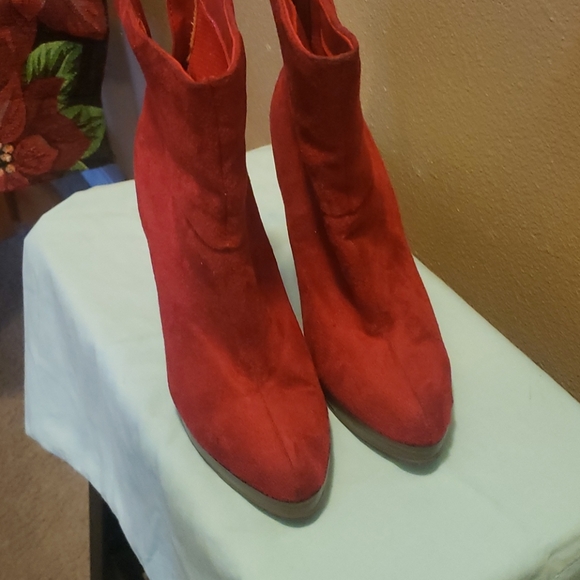 Top Moda Faux Suede Ankle Boots - Picture 6 of 7